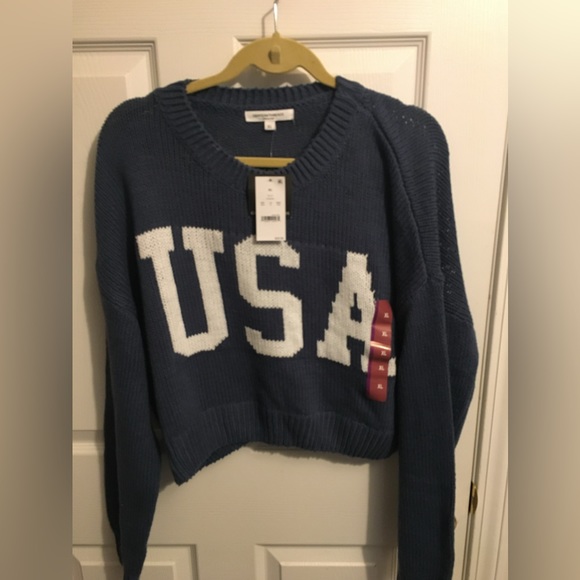 Sweaters - Blue USA sweater size xl nwt